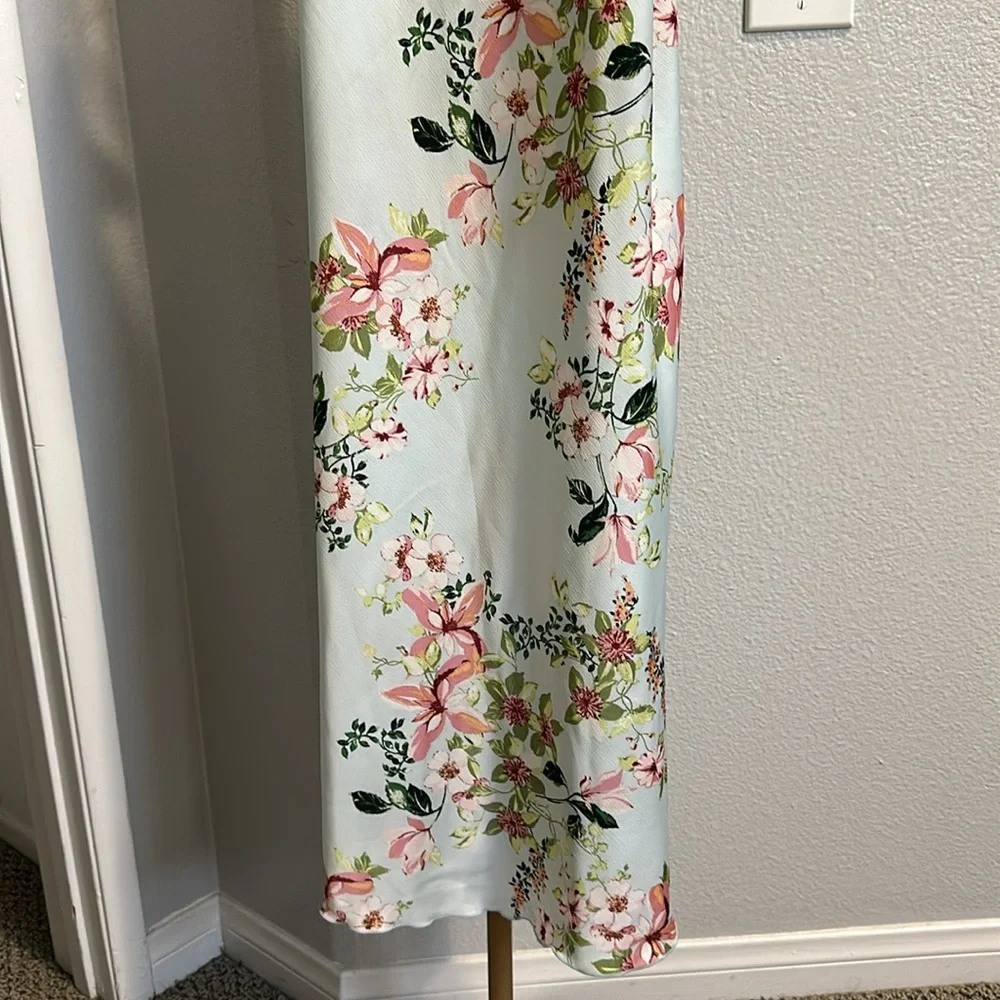 Bebe slip dress. Size M. NWT! Has a very light blue tint to it. Midi dress. - Picture 4 of 8